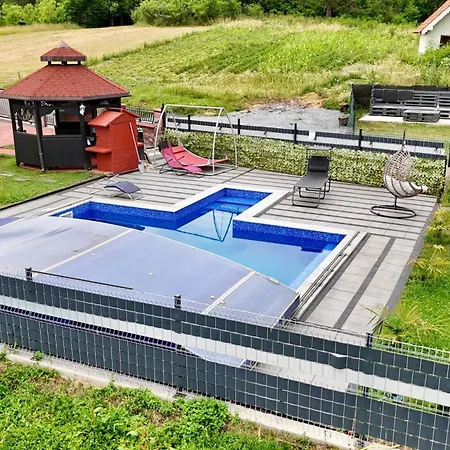 Vienna Rem * Lukavac (Tuzla)