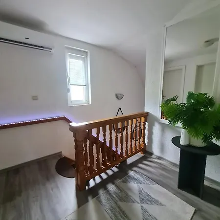 Vienna Rem Lukavac (Tuzla)